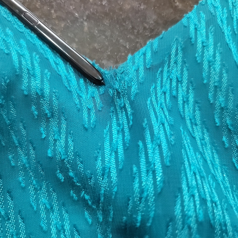 Dress - Picture 9 of 9